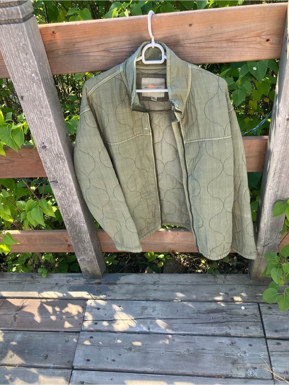 American Eagle Outfitters Light Olive Quilted Shirt Jacket